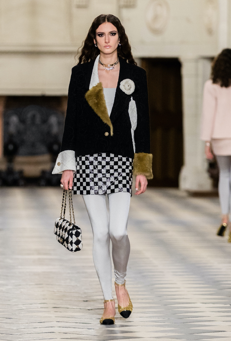 Z wizytą na „Zamku Dam” -&nbsp; Chanel Métiers d’art 2020/21
