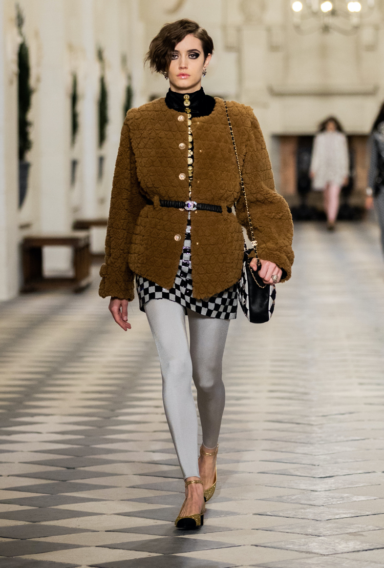 Z wizytą na „Zamku Dam” -&nbsp; Chanel Métiers d’art 2020/21