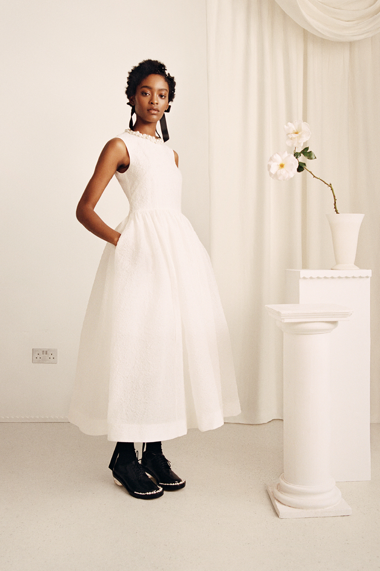 Najnowsza kolaboracja marki H&M z domem mody Simone Rocha